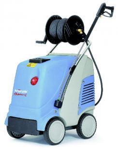 上海食品廠引進德國進口環保熱水清洗機，引領行業保潔新風尚